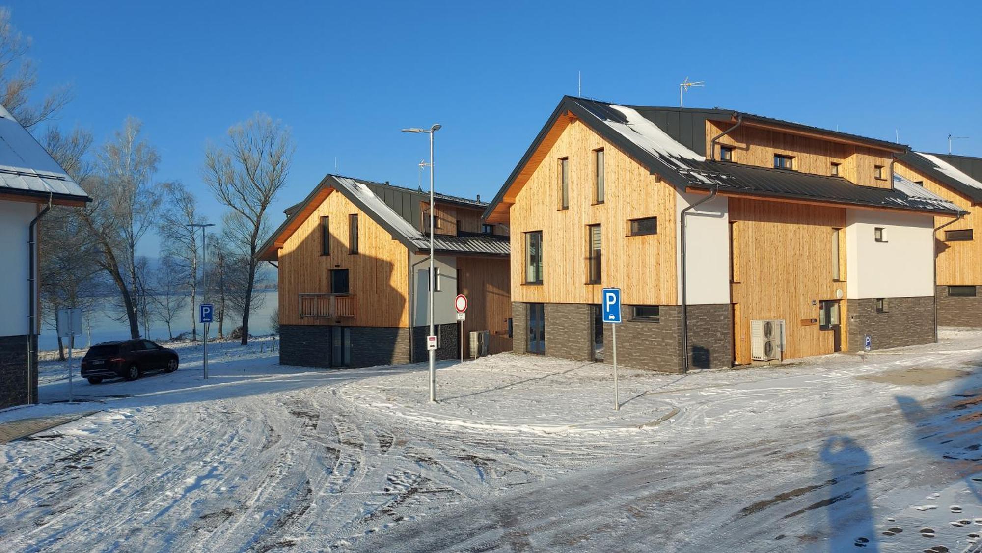 Lipno Apartments Bergmax, Ski Areal Lipno 16Min Dojezd - Resort Male Lipno S Terasou A Zahradkou, Parking Free Černá v Pošumaví Kültér fotó